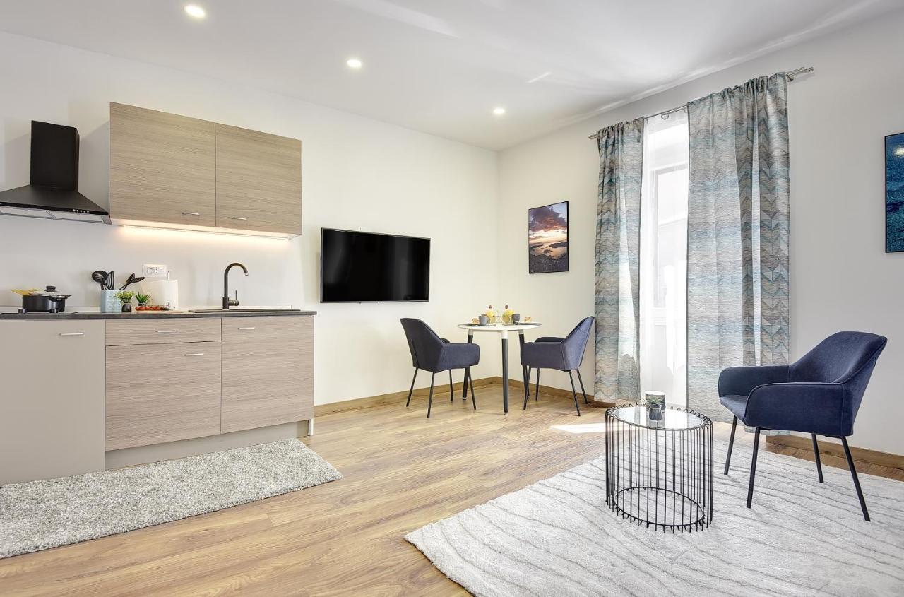 D&A Central Luxury Apartments With Free Parking Pula Luaran gambar